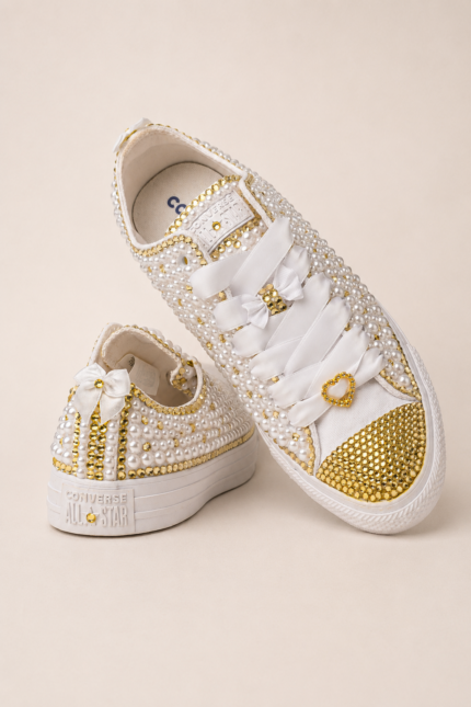 Νυφικά Converse με Πέρλες & Χρυσά Στρας
